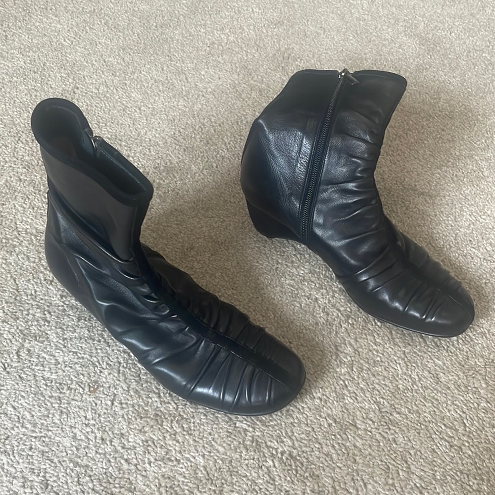 Taryn Rose Pleated Leather Ankle Boots Black